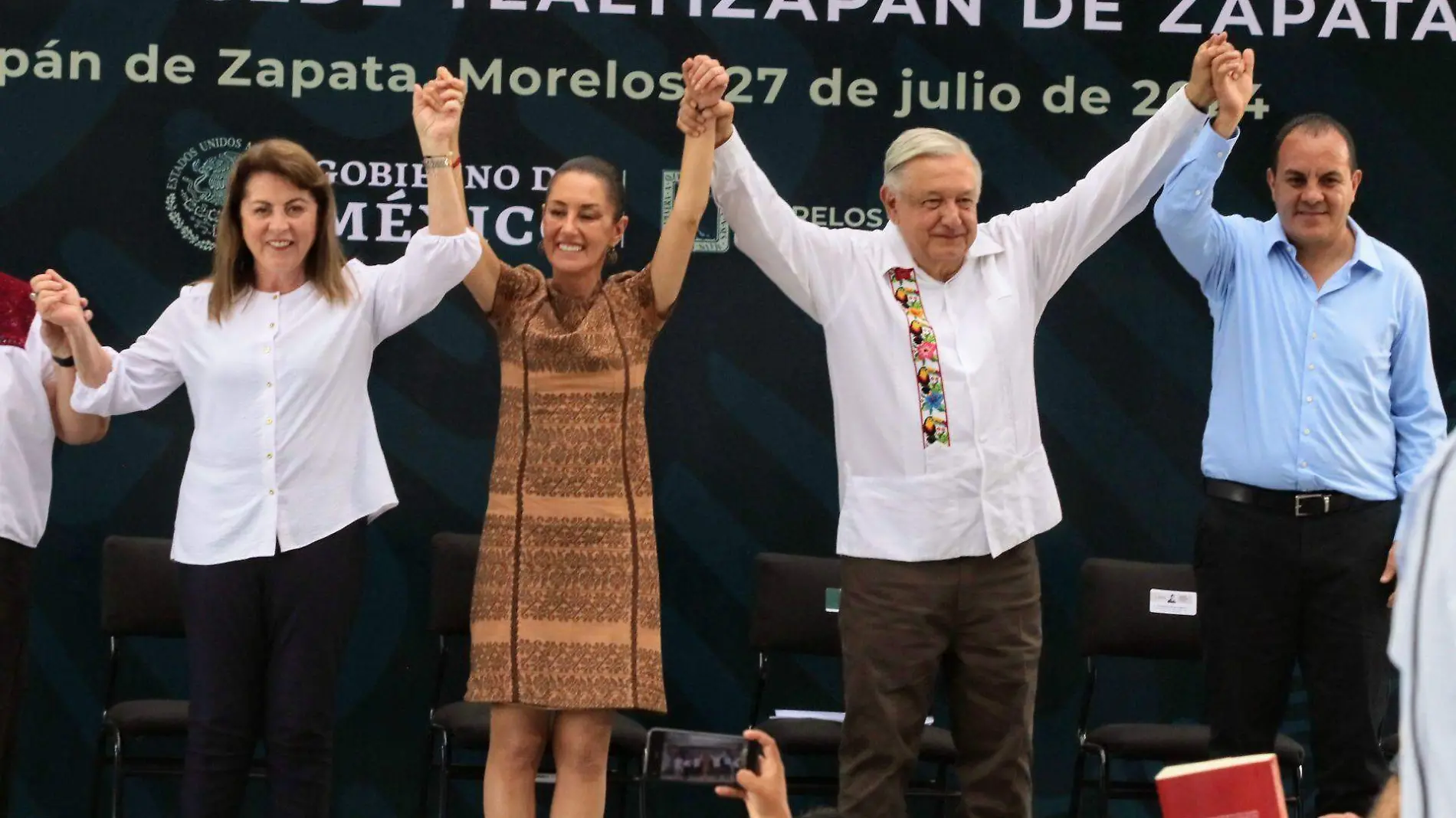 exgober-amlo-shein y magie-cuartoscuro